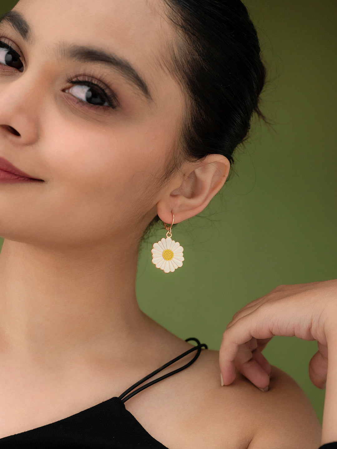 Daisy Flower Hoops