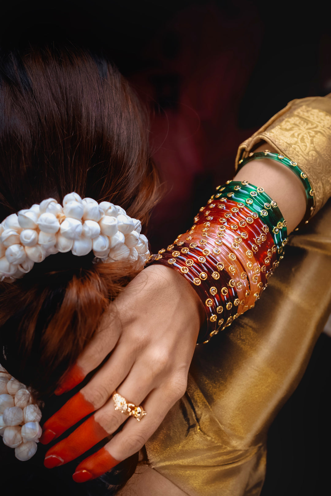 Bridal Red Set Of 4 Glass Bangle For Girls With Embellished Details