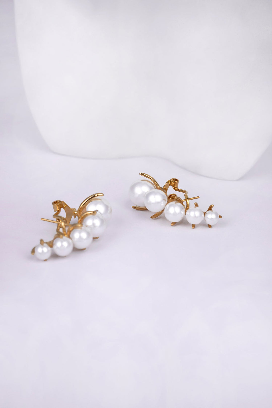 Caterpillar Pearl Crawler Earrings Earring